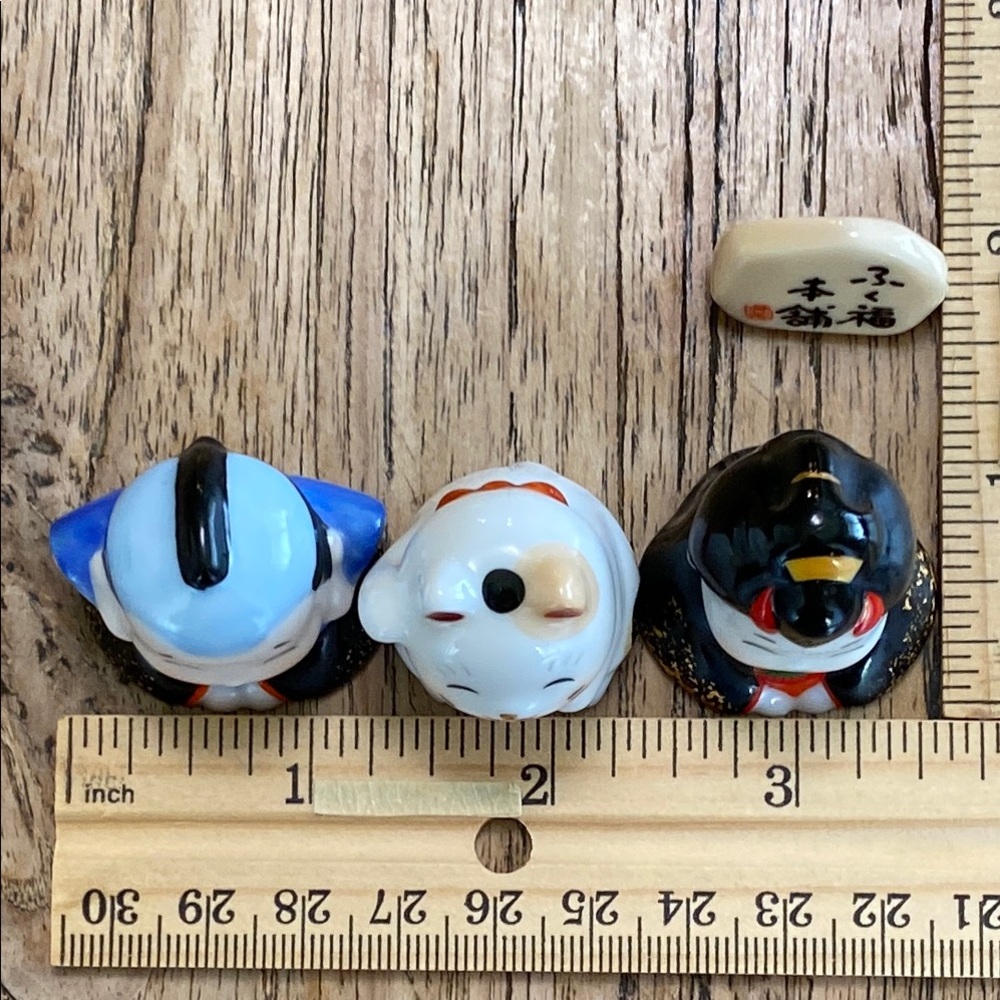 Japanese Miniature Ceramic Good Luck Figurines-Fukusuke, Maneki Neko, Otafuku - Picture 14 of 15